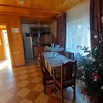 Feriehus між тростяном та рікою *