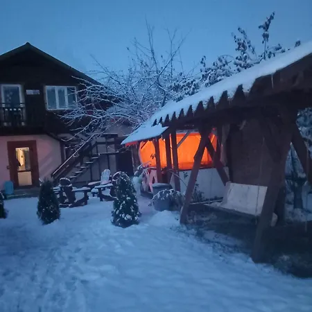 Holiday home між тростяном та рікою *
