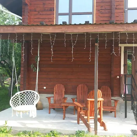 Casa vacanze між тростяном та рікою *