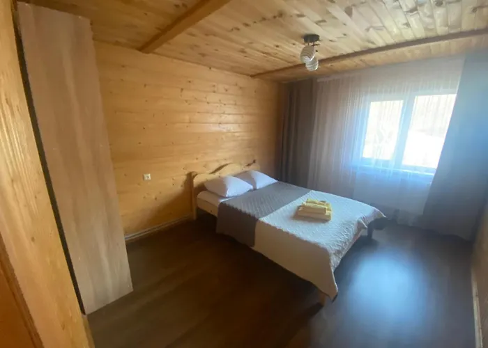 між тростяном та рікою Holiday home